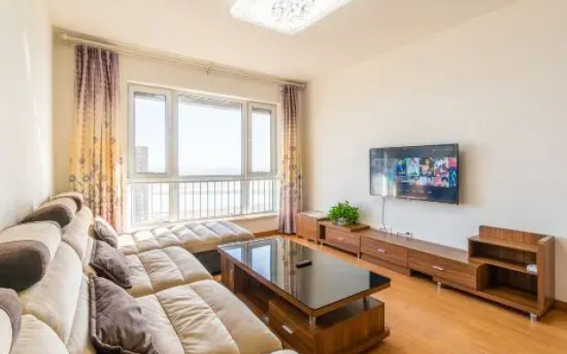 Xinsuihai Seaview Apartment (Yingkou Shanhai Square Vanke Shop)