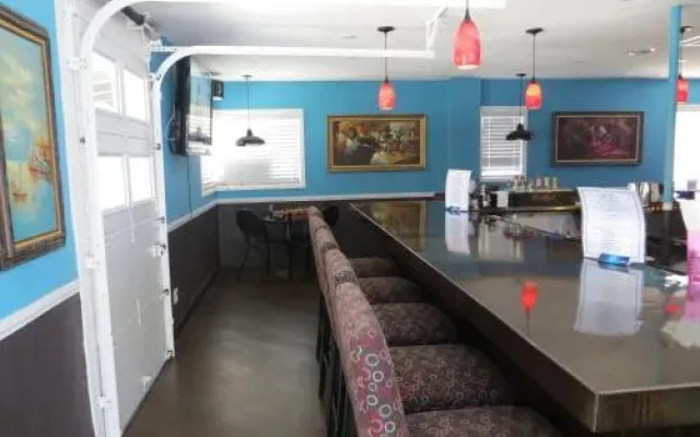 Oasis Boutique Motel