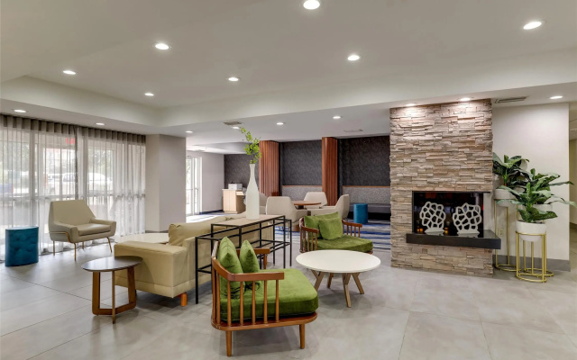 Best Western Plus Las Colinas Inn & Suites