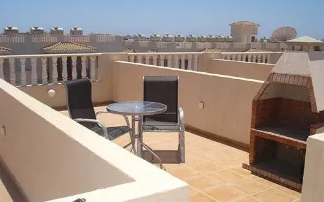 Royal Seacrest Apartment