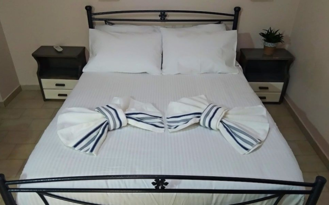 Relax Studios & Apartments