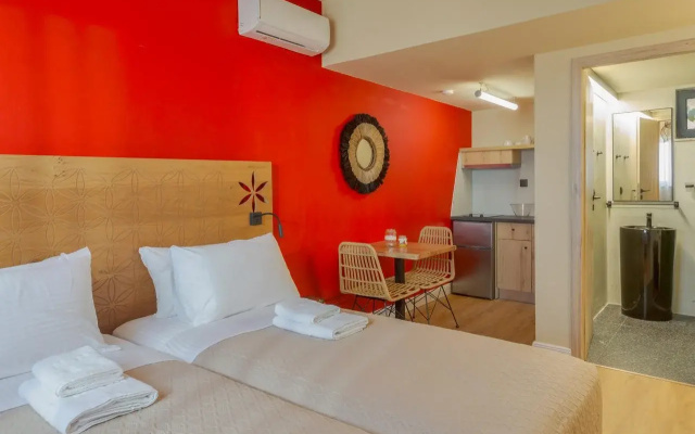 Driades Apartments by Estia
