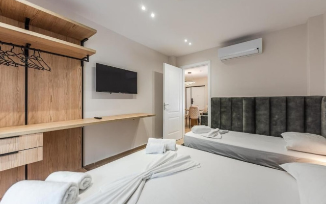 Sea La Vie Apartment