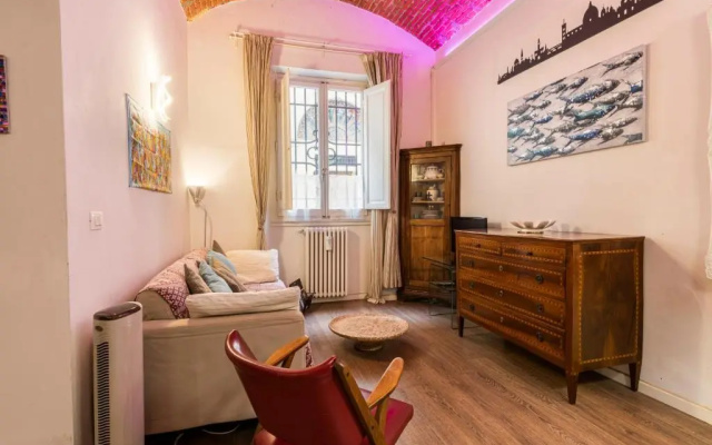 Florence Hideaway by Mmega