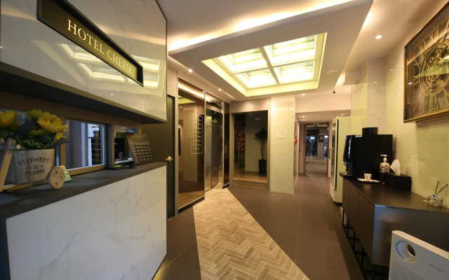 Hotel Cheese