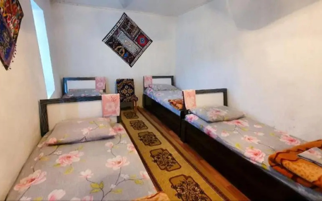 Komil`s homestay in Sentyab village