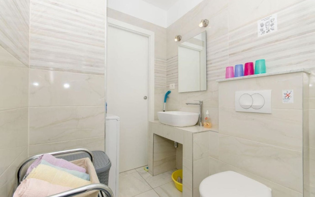 Apartment Lucija  - apartment with Pool: A1 Rogac, Island Solta