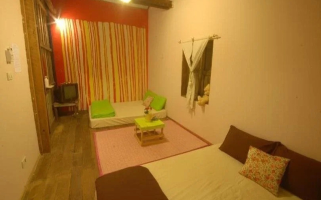 Baan Nok Guest House