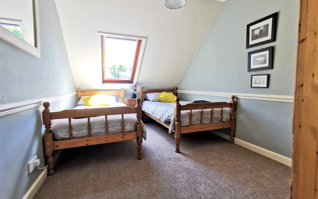 Coach House - 5 Bedroom - Llanfyrnach