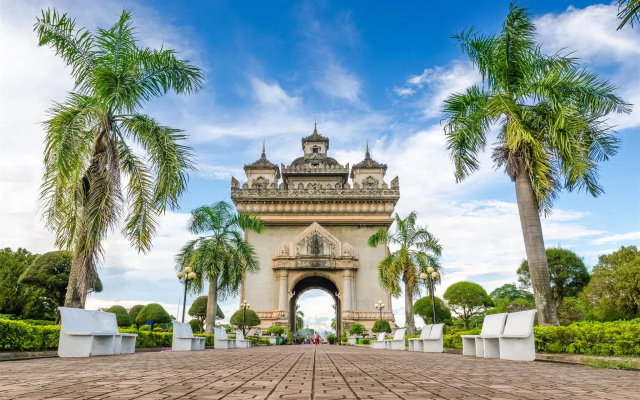 Hongkham Hotel