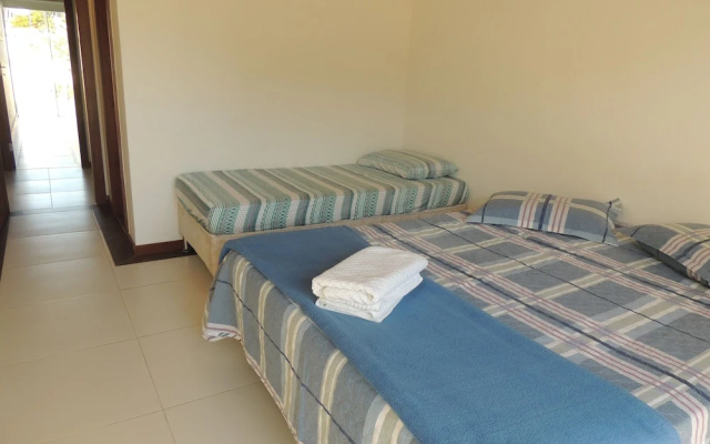 Ótima Casa com Vista para a Praia de Manguinhos