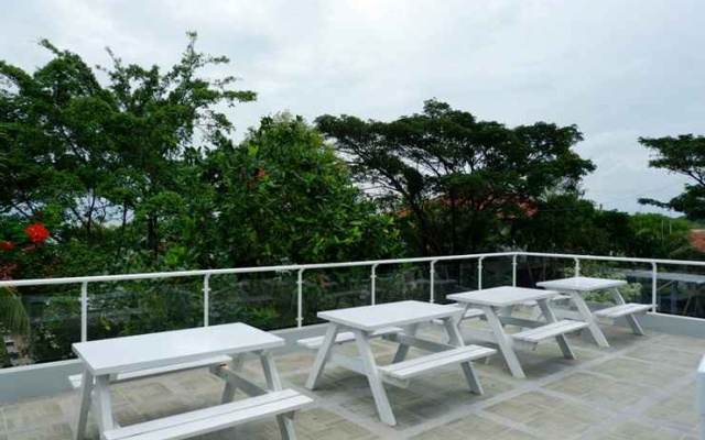 Q Hotel Mayangan