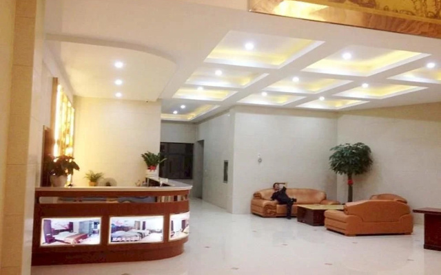 Fuyang Yazun Jindu Hotel