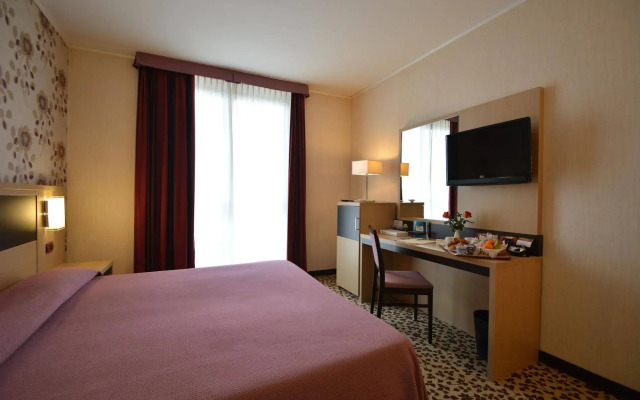 Brindor Hotel