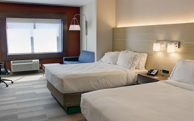 Holiday Inn Express & Suites Spencer