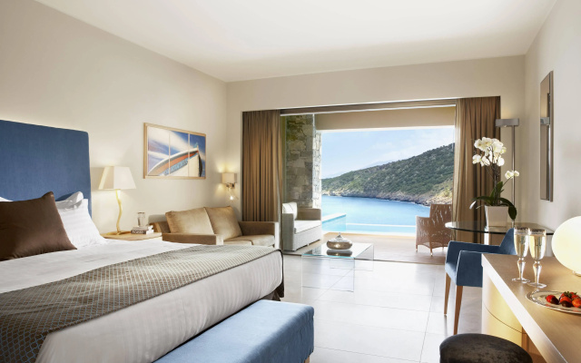 Daios Cove