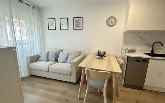 Beach Apartment 4