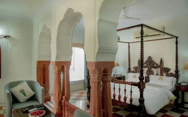 Shahpura Abhaneri Resort