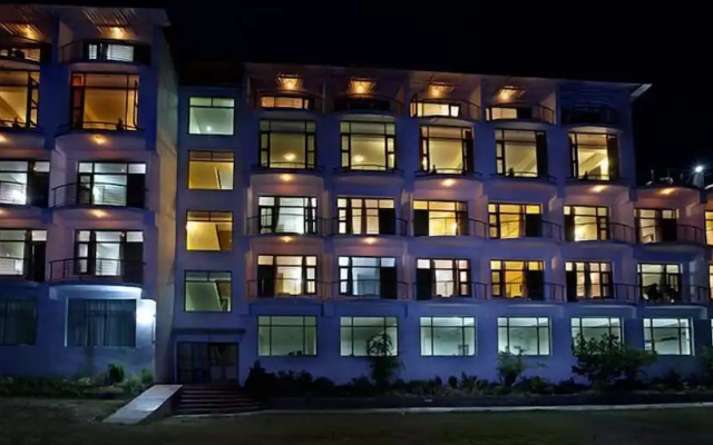 United 21 Resort
