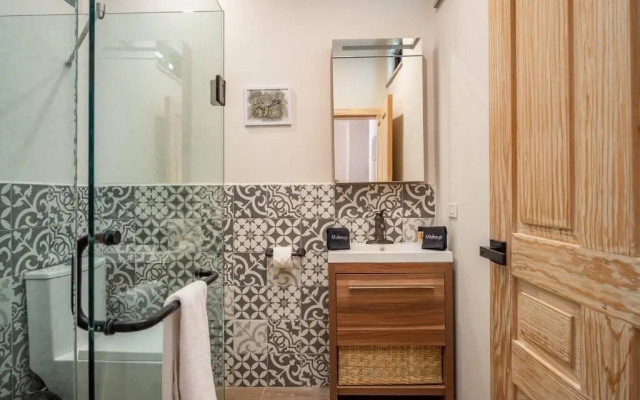 Casa Pandurata - Double Queen - AC Heat - NEW