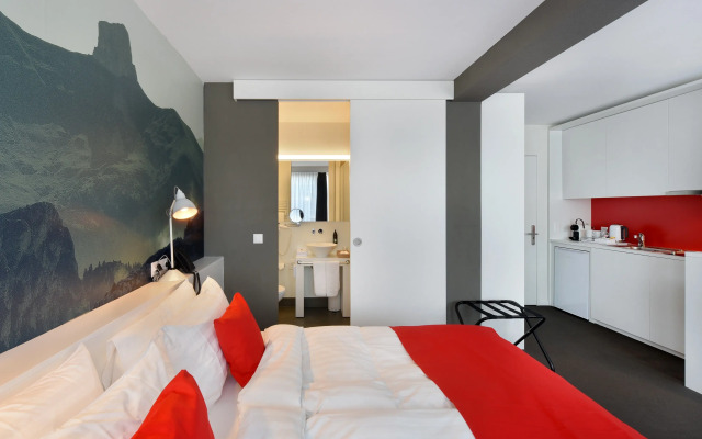 Home Swiss Hotel