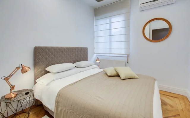 Urban District - Central Gran Via Apartments