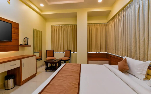 Hotel Purple Orchid
