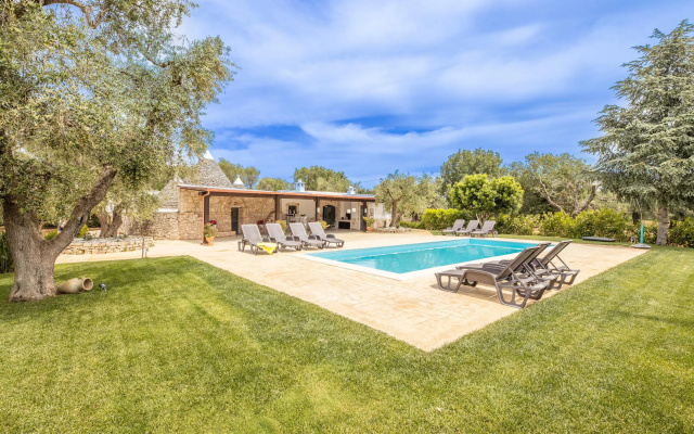 Trullo Coccinella in San Michele Salentino