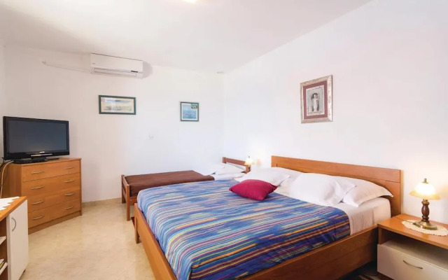 Nice Home in Gruda With Wifi and 1 Bedrooms