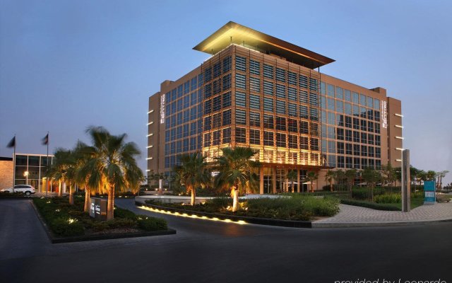 Отель Centro Yas Island ОАЭ, Абу-Даби - 1 отзыв об отеле, цены и фото номеров - забронировать отель Centro Yas Island онлайн вид на фасад