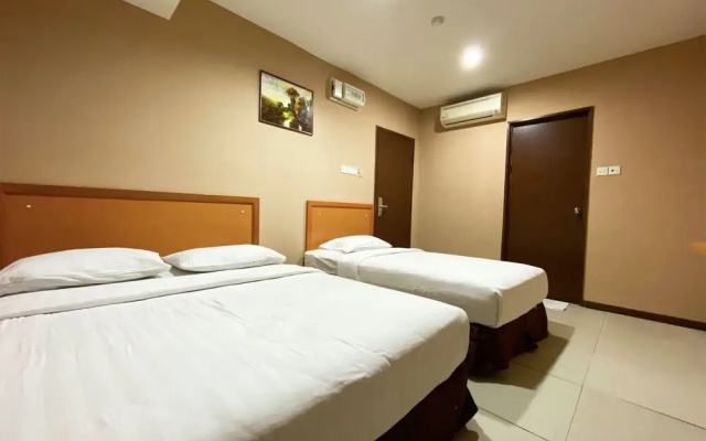 OYO 90108 Hotel Kaya
