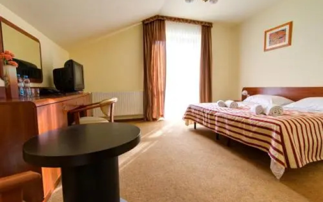 Hotel Renesans