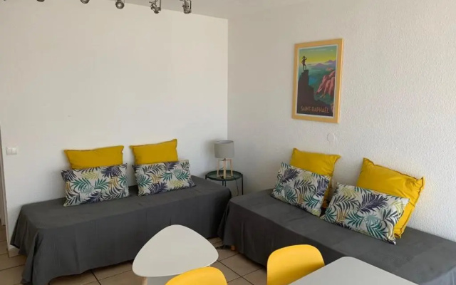 Appartement Saint-Raphaël, 1 pièce, 2 personnes - FR-1-466A-24