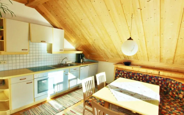 Lovely Apartment in Tropolach With Sauna