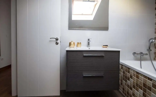 106091- House in Carnota