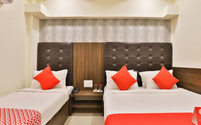 OYO 12654 Hotel Sunshine