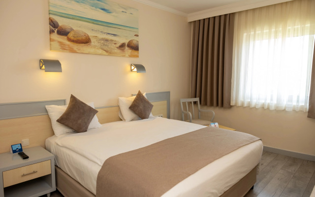 TT Hotels Pegasos World