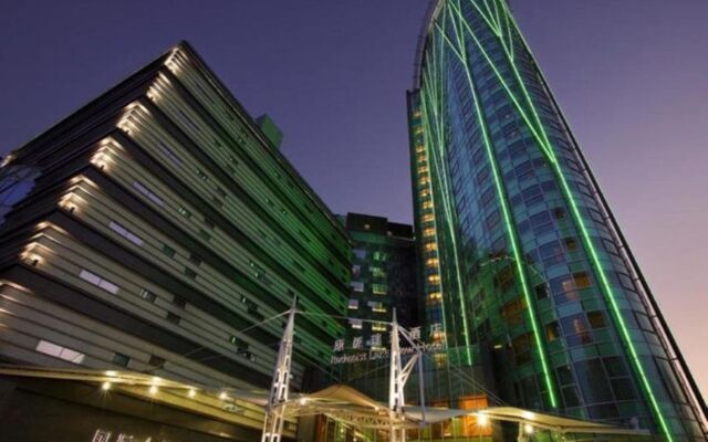 Lake View Hotel вид на фасад