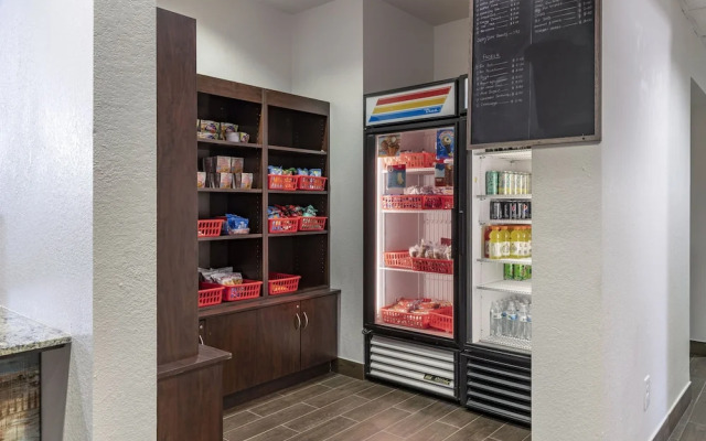 Microtel Inn & Suites by Wyndham Aztec