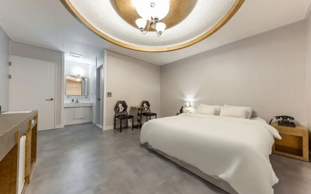 Pyeongtaek K Motel