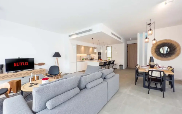 Azure Seaview - Amber Villa