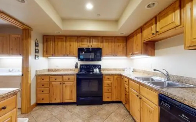 2740 Eagle Ridge Drive Condo
