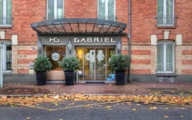 Hotel Gabriel Issy вид на фасад