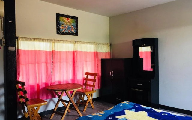 Chiang Dao Hostel