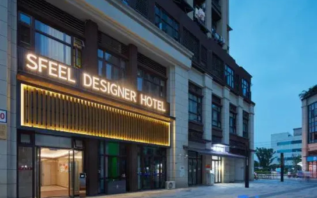 SFEEL Designer Hotel (Chengdu Xipu Baicao Road)