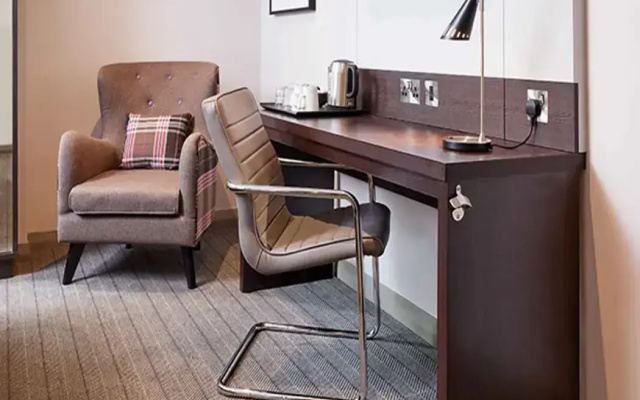 Premier Inn Manchester Airport – Freight Terminal