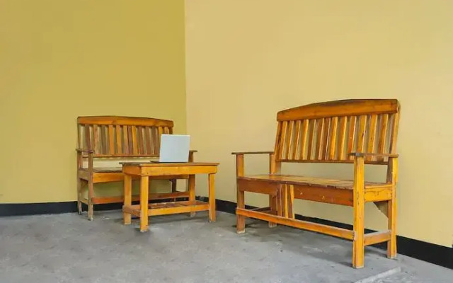 OYO 92704 Pondok Bunga Lily
