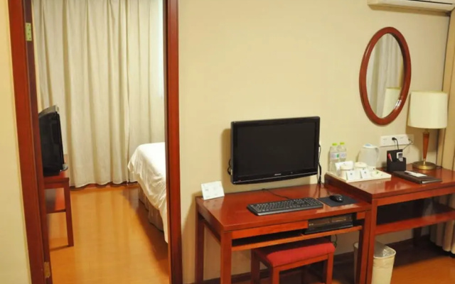 GreenTree Inn Xuzhou Railway Station Hotel