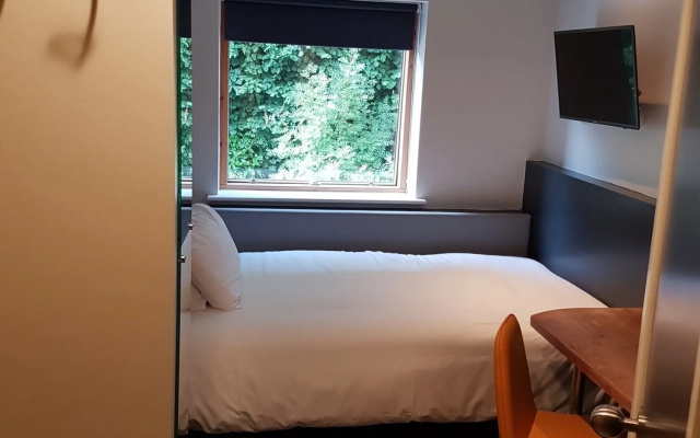 Jonas Hotel