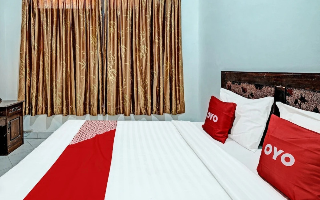 OYO 91596 Hotel Rajadani